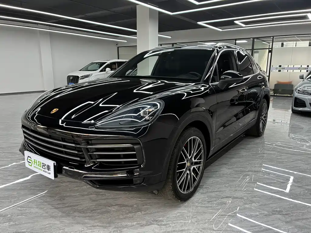 Porsche Cayenne 2018 — фото 1