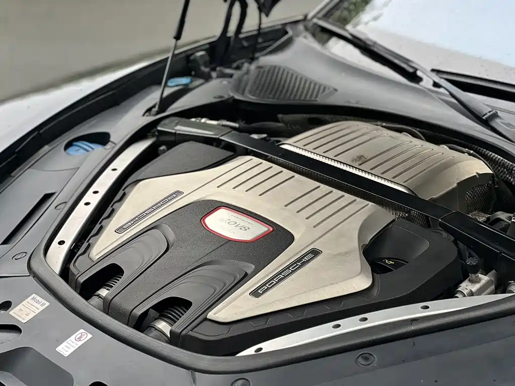Porsche Panamera 2017 — фото 19