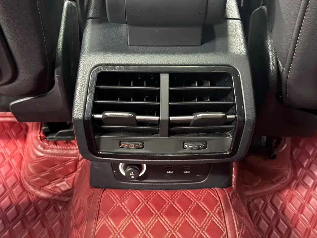 Audi Q3 2022 — фото 19