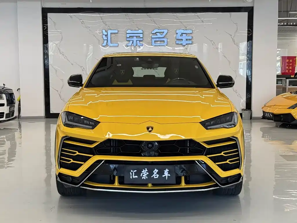 Lamborghini Urus 2023 — фото 2