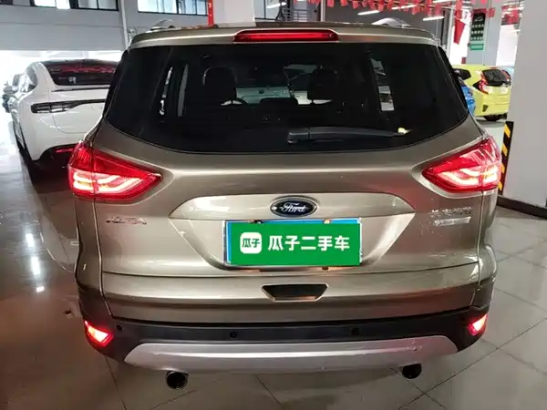 Ford Kuga 2015
