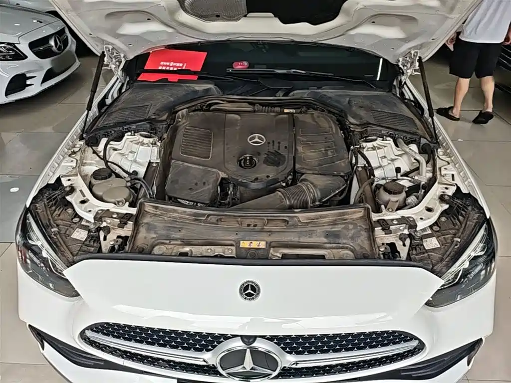 Mercedes-Benz C-Class 2024 — фото 20