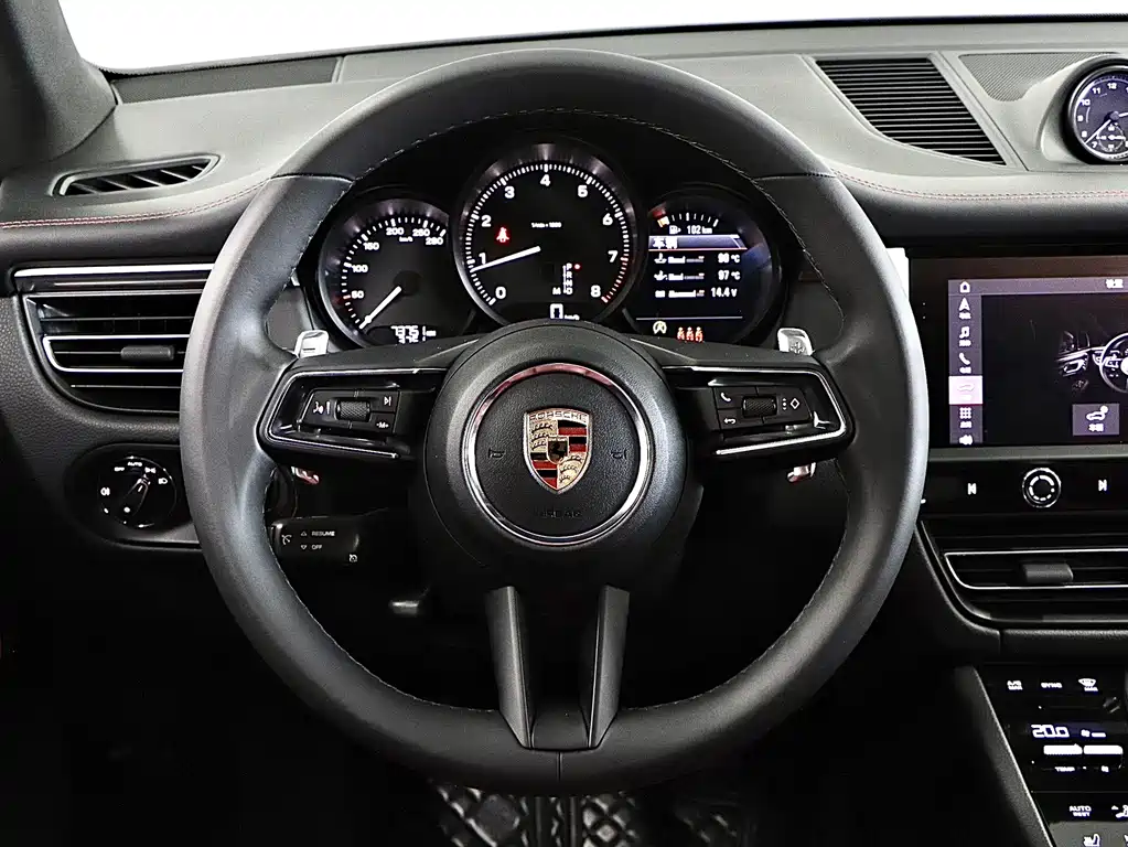 Porsche Macan 2023 — фото 10