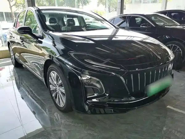 Hongqi E-QM5 2024