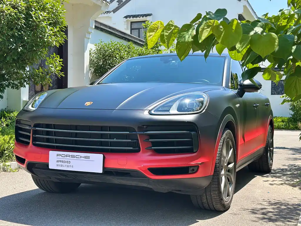 Porsche Cayenne Hybrid 2022
