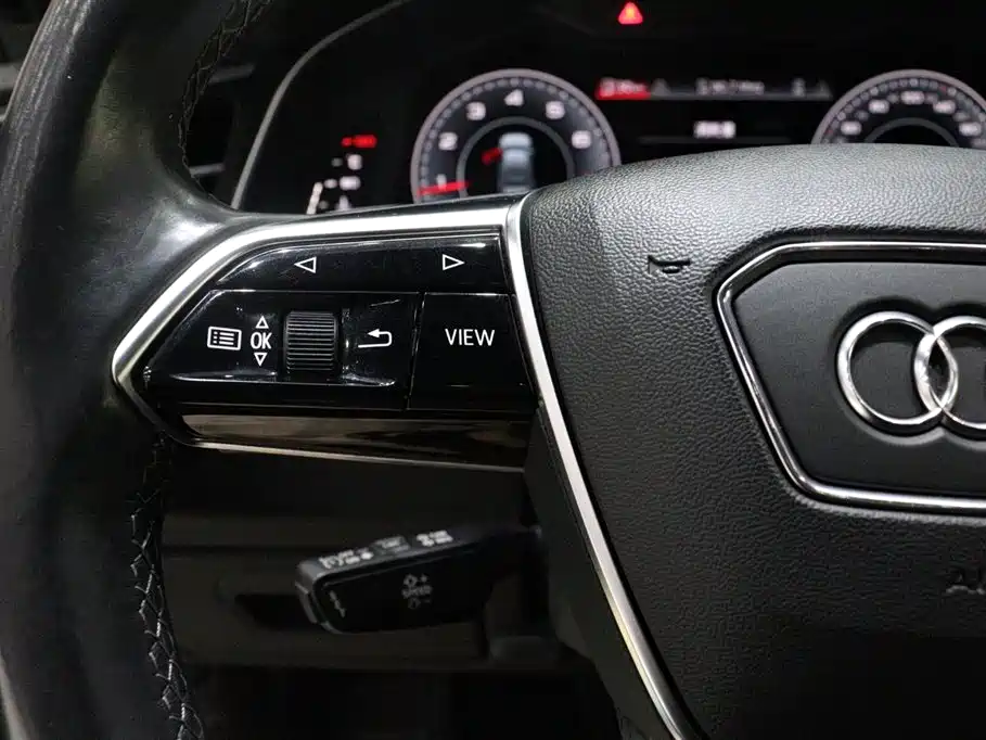 Audi A6L 2022 — фото 17