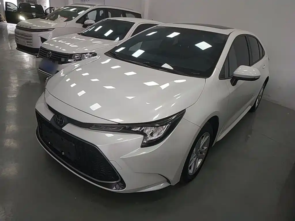 Toyota Levin 2021 — фото 1