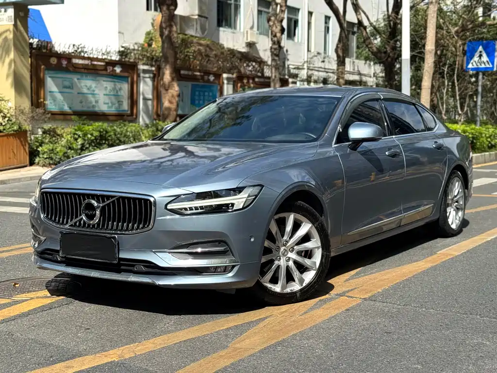 Volvo S90 2018 — фото 1