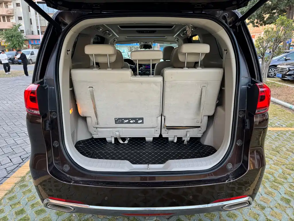 GAC Motor Trumpchi M8 2019 — фото 19