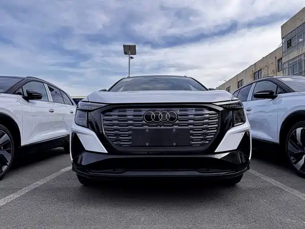 Audi Q5 E-Tron 2023