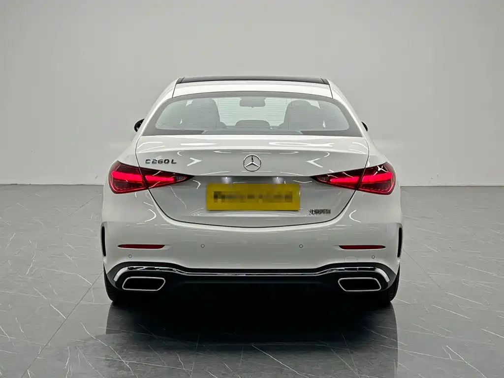 Mercedes-Benz C-Class 2024