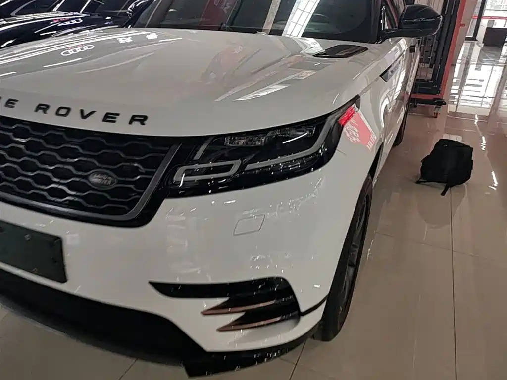 Land Rover Velar 2018 — фото 24