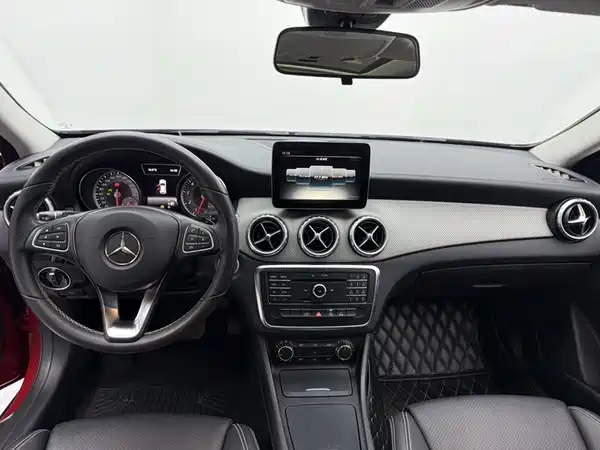Mercedes-Benz GLA 2017