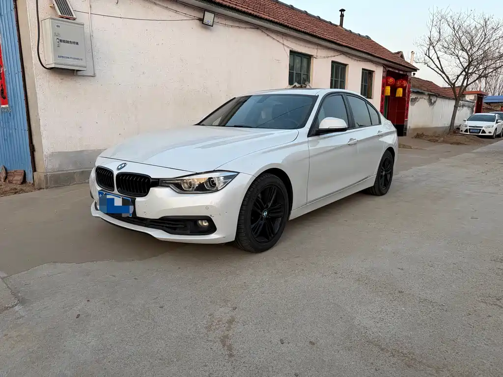 BMW 3 Series 2017 — фото 1
