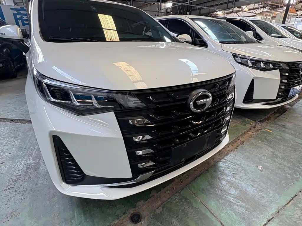 GAC Trumpchi M6 2023 — фото 3