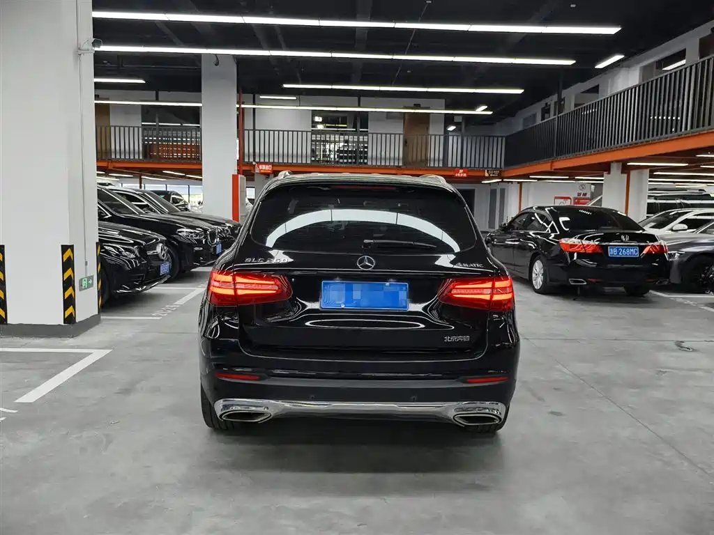 Mercedes-Benz GLC 2016 — фото 15