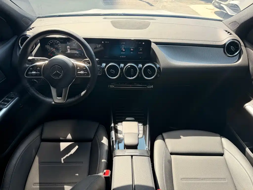 Mercedes-Benz GLA 2021 — фото 17