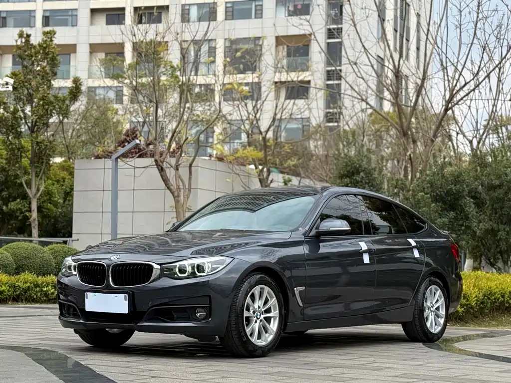 BMW 3 Series GT 2017 — фото 1