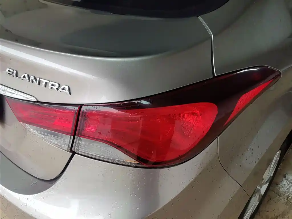 Hyundai Elantra Langdong 2017 — фото 8