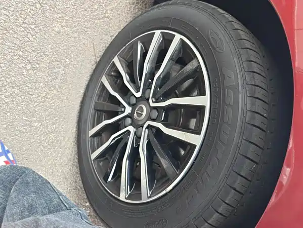 Volvo V40 2017