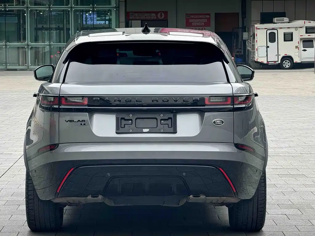 Land Rover Velar 2022 — фото 3