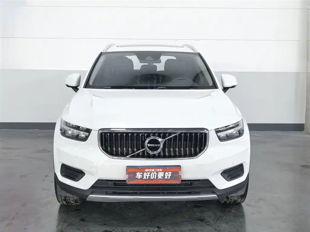 Volvo XC40 2019 — фото 3