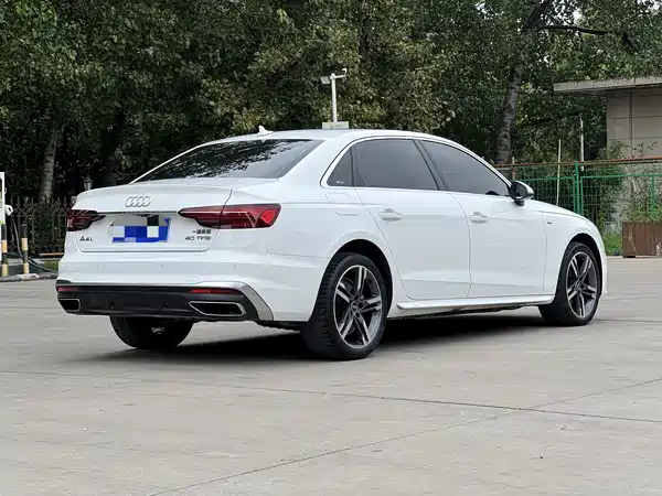 Audi A4L 2022