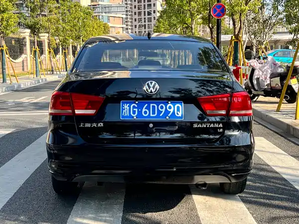 Volkswagen Santana 2013