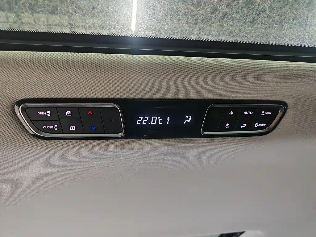 GAC Motor Trumpchi M8 2024 — фото 17