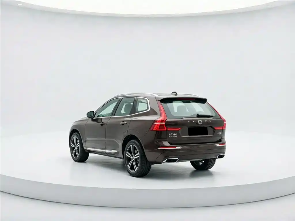 Volvo XC60 2020 — фото 4
