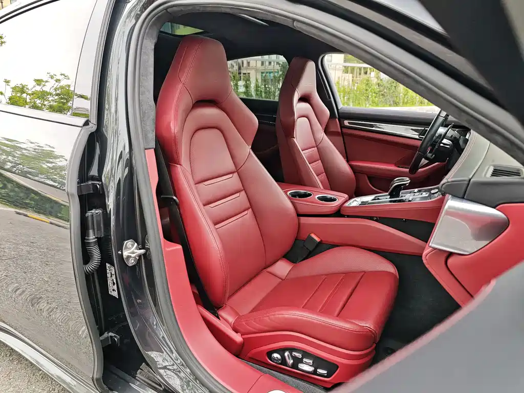 Porsche Panamera 2017 — фото 14