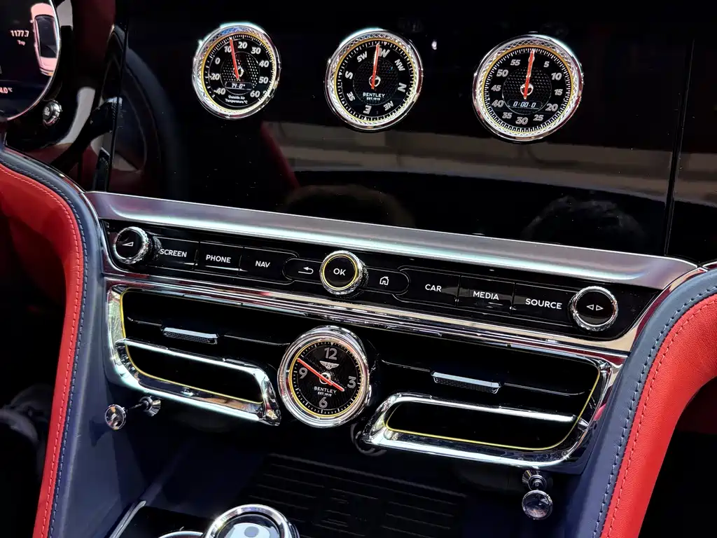 Bentley Flying Spur 2022 — фото 11