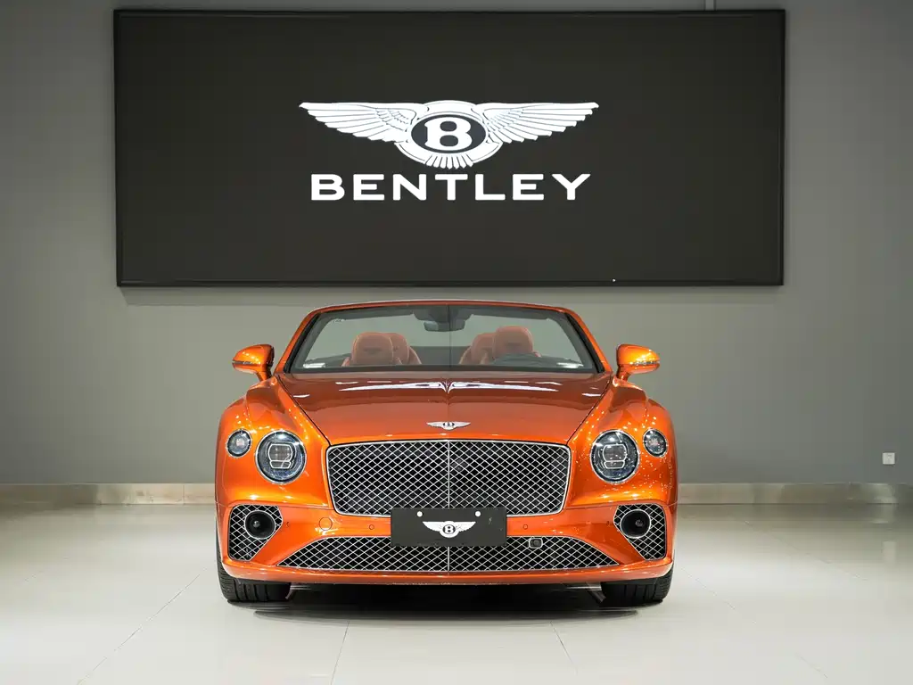 Bentley Continental 2022 — фото 2