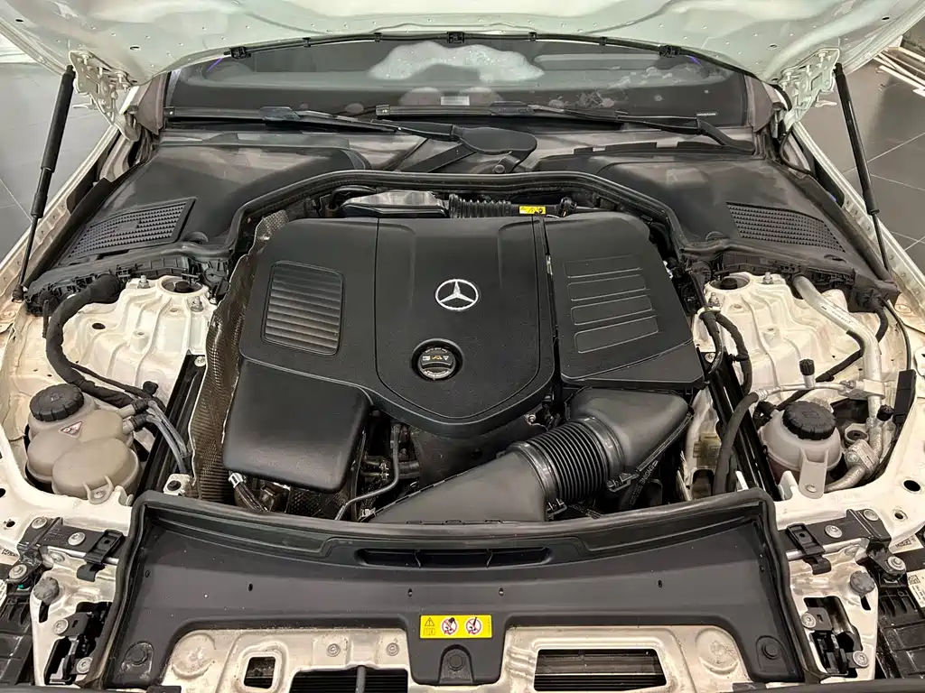Mercedes-Benz C-Class 2023 — фото 27