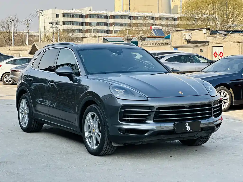 Porsche Cayenne 2020 — фото 3