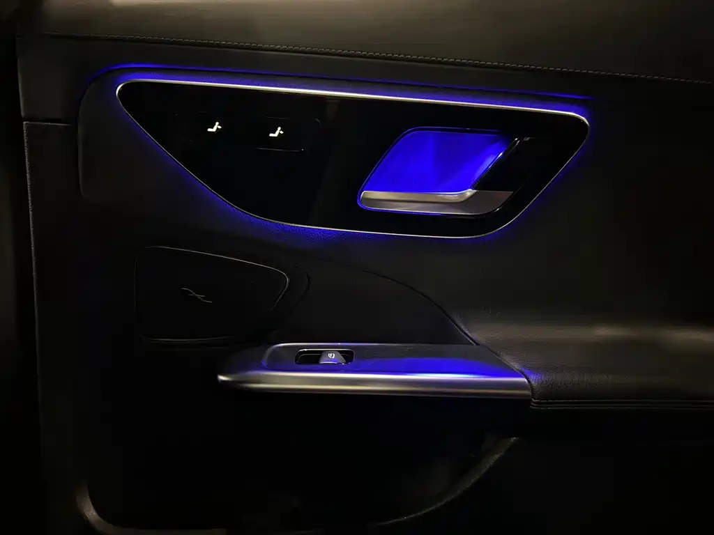 Mercedes-Benz C-Class 2021 — фото 17