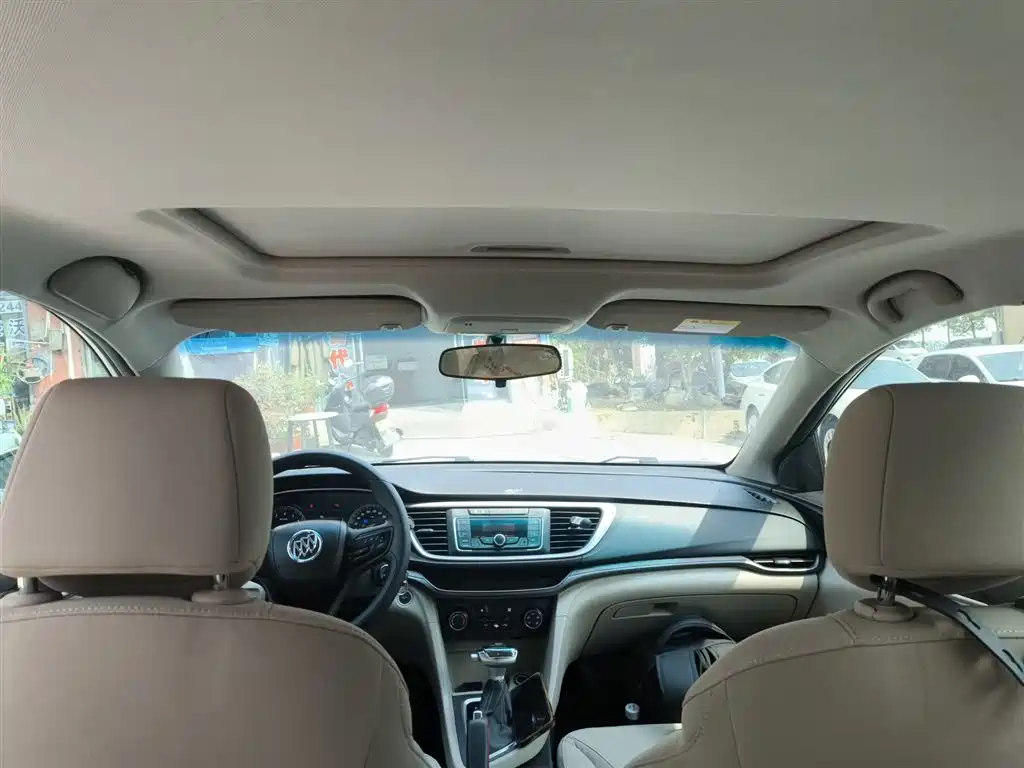 Buick Excelle 2015 — фото 14
