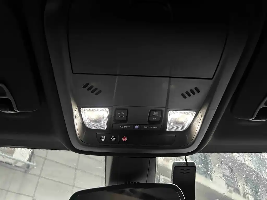 Cadillac XT5 2024 — фото 10