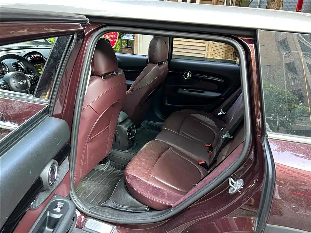 MINI Clubman 2017 — фото 12