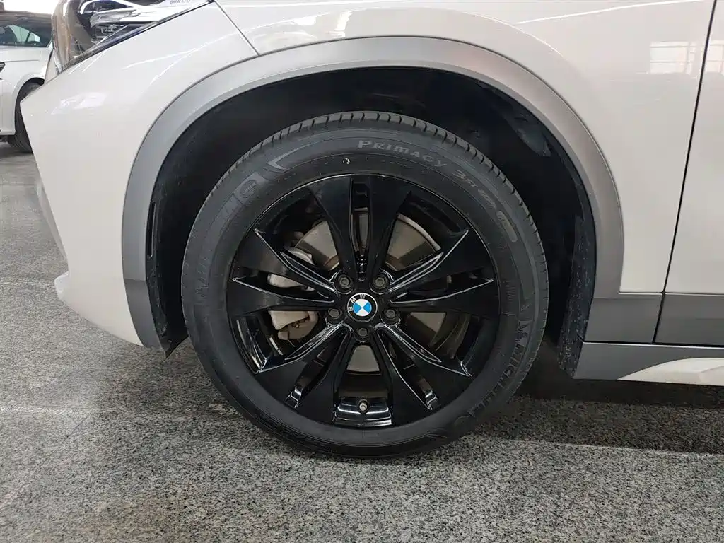 BMW X2 2022 — фото 23