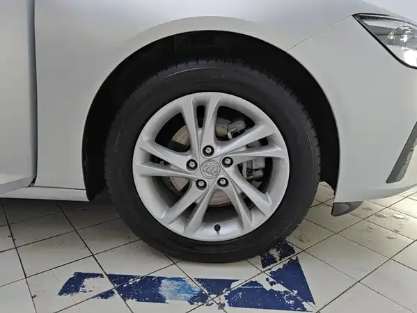 Buick Regal 2021