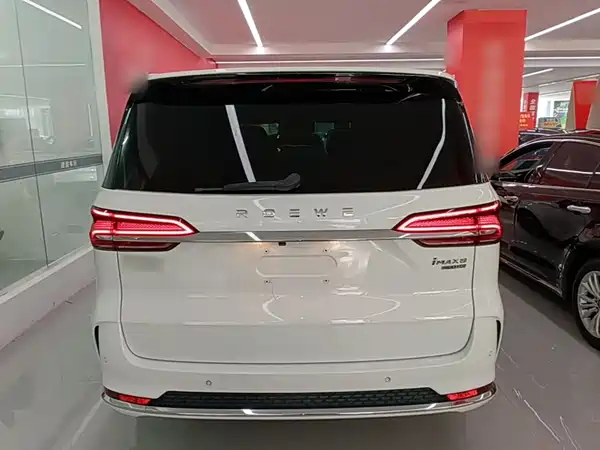 Roewe iMAX8 2021