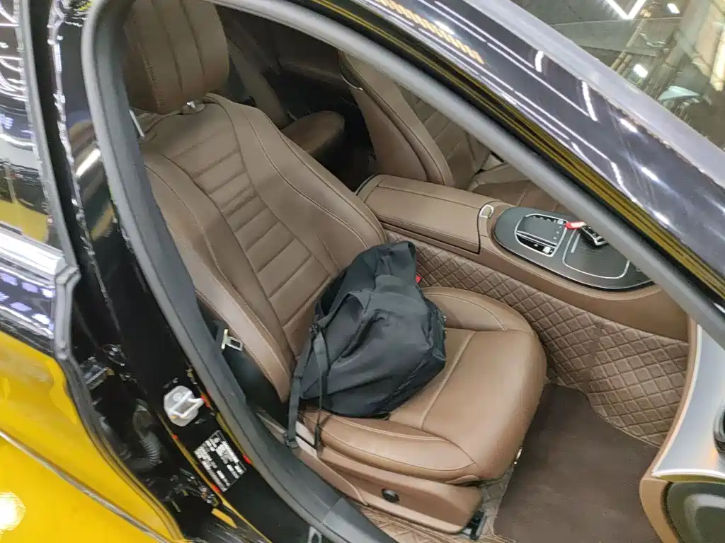 Mercedes-Benz E-Class 2022 — фото 17