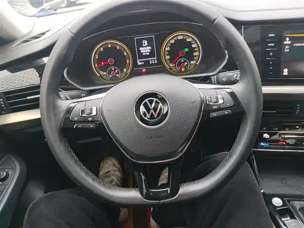 Volkswagen Passat 2020