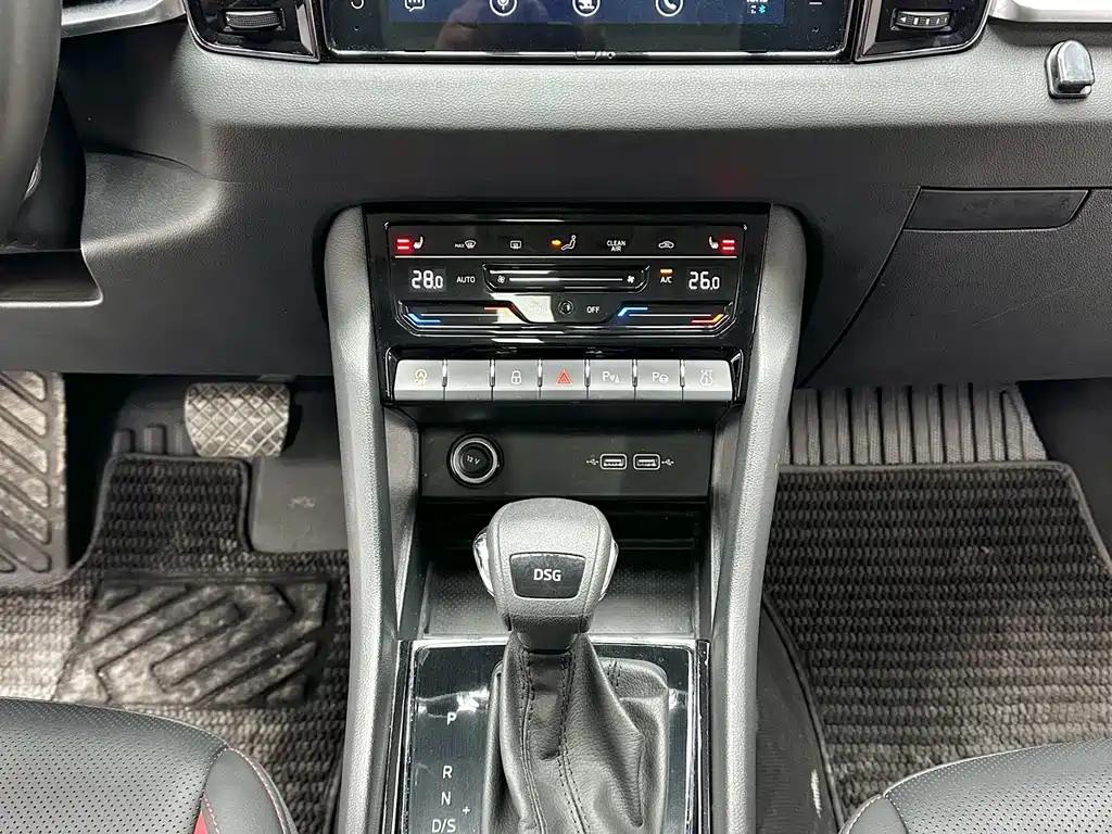 Skoda Karoq 2022 — фото 20