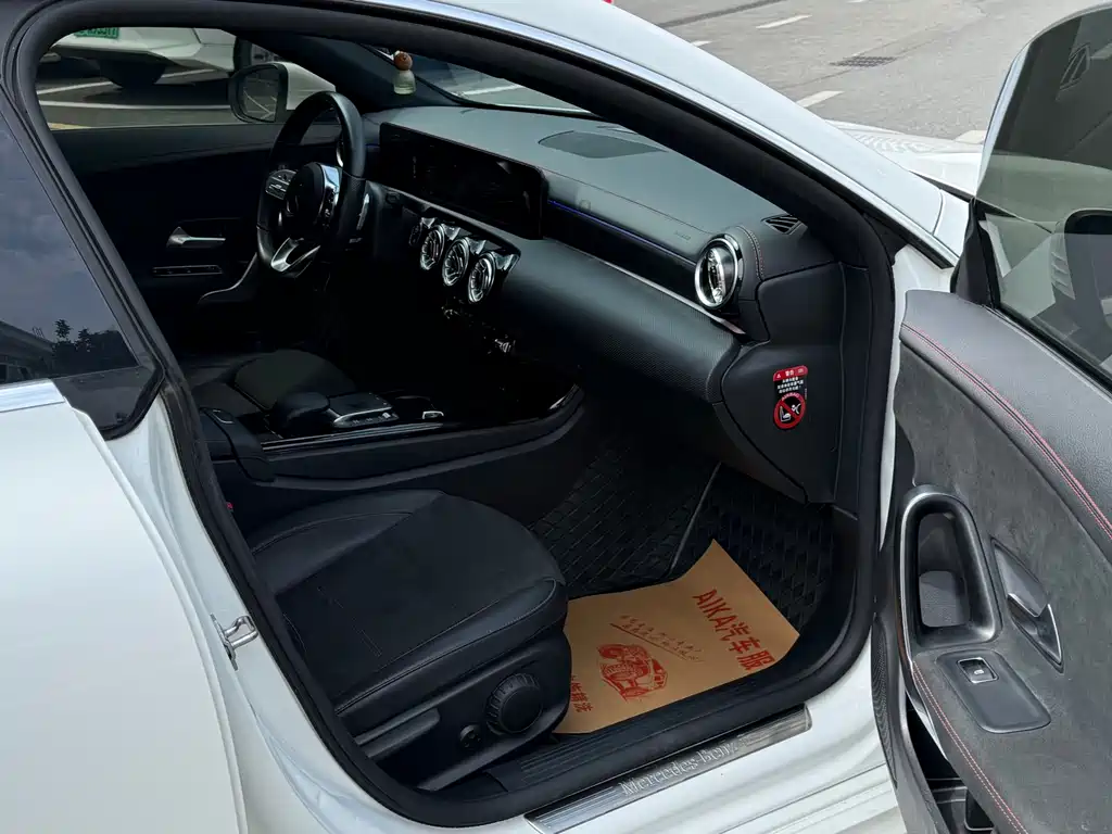 Mercedes-Benz CLA 2022