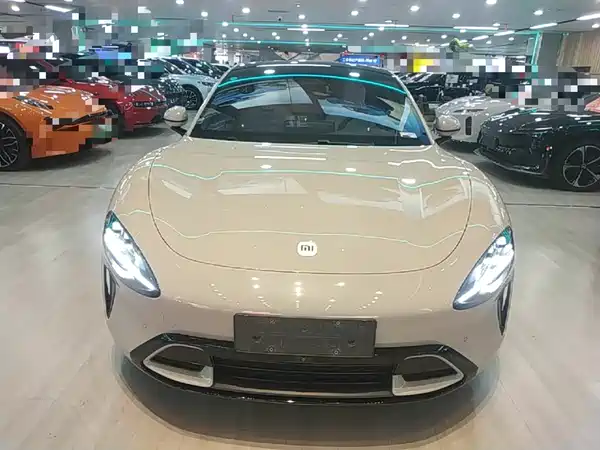 Xiaomi SU7 2025