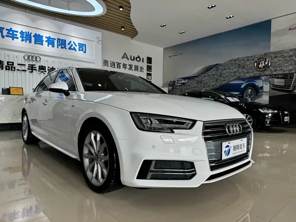 Audi A4L 2018 — фото 3