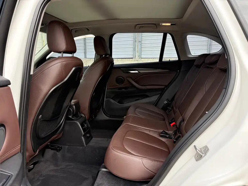 BMW X1 2018 — фото 10