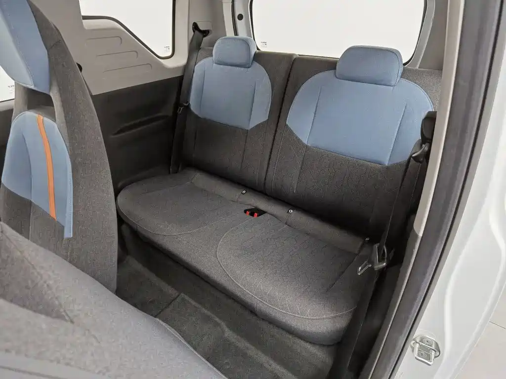 Geely Galaxy Panda 2024 — фото 15